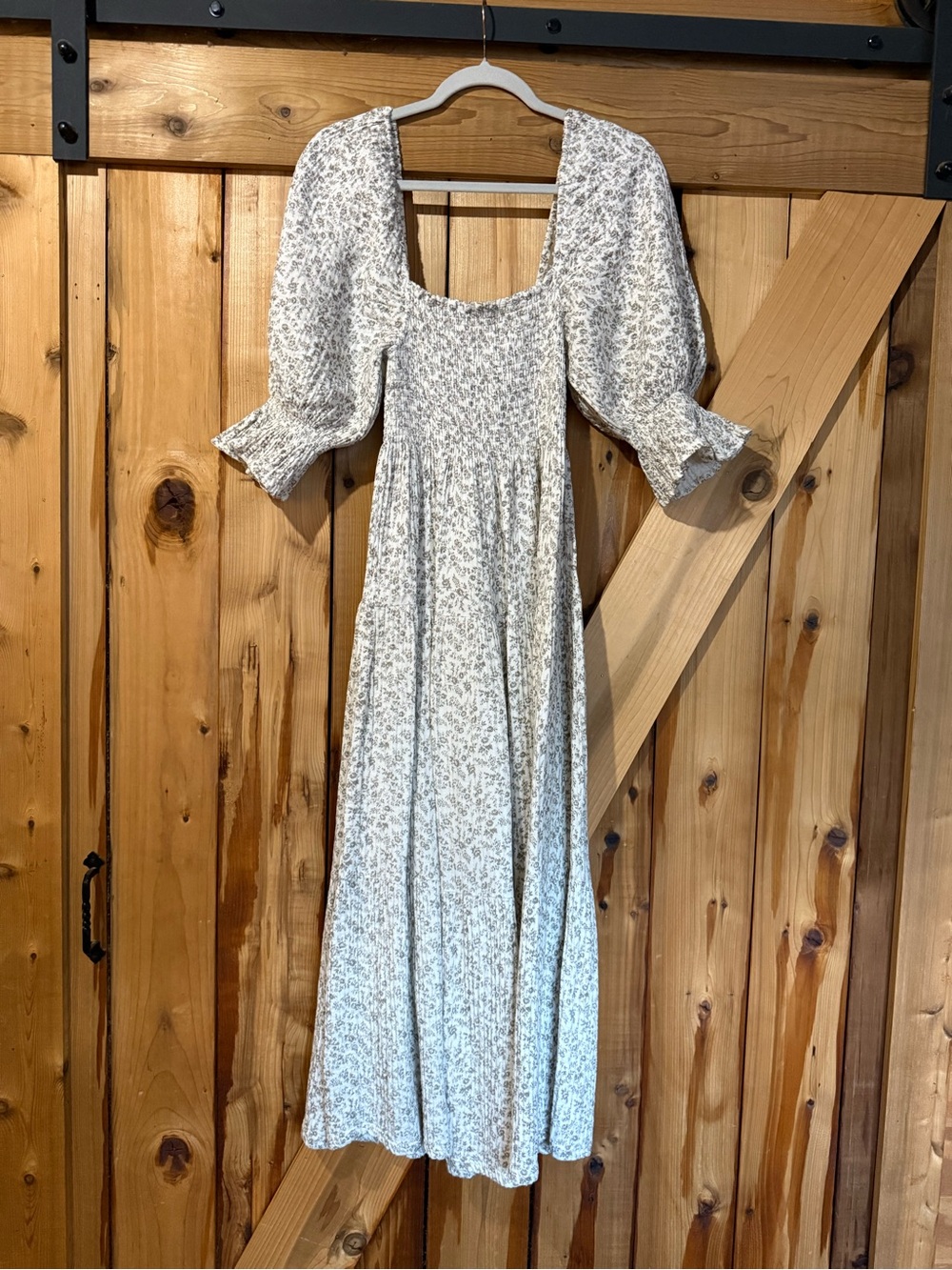 Smocked Puff-Sleeve Maxi Dress in Light Floral